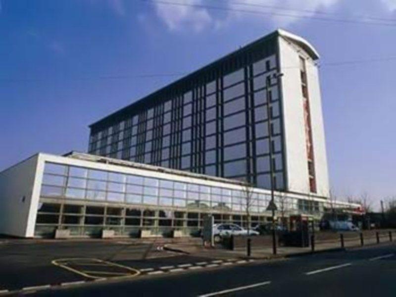 St Giles Heathrow - A St Giles Hotel Feltham Ngoại thất bức ảnh