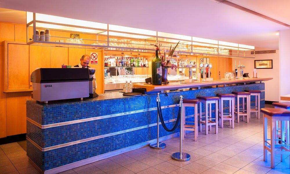 St Giles Heathrow - A St Giles Hotel Feltham Ngoại thất bức ảnh