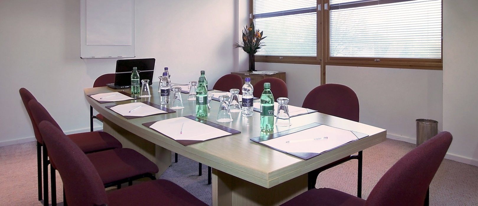 St Giles Heathrow - A St Giles Hotel Feltham Ngoại thất bức ảnh