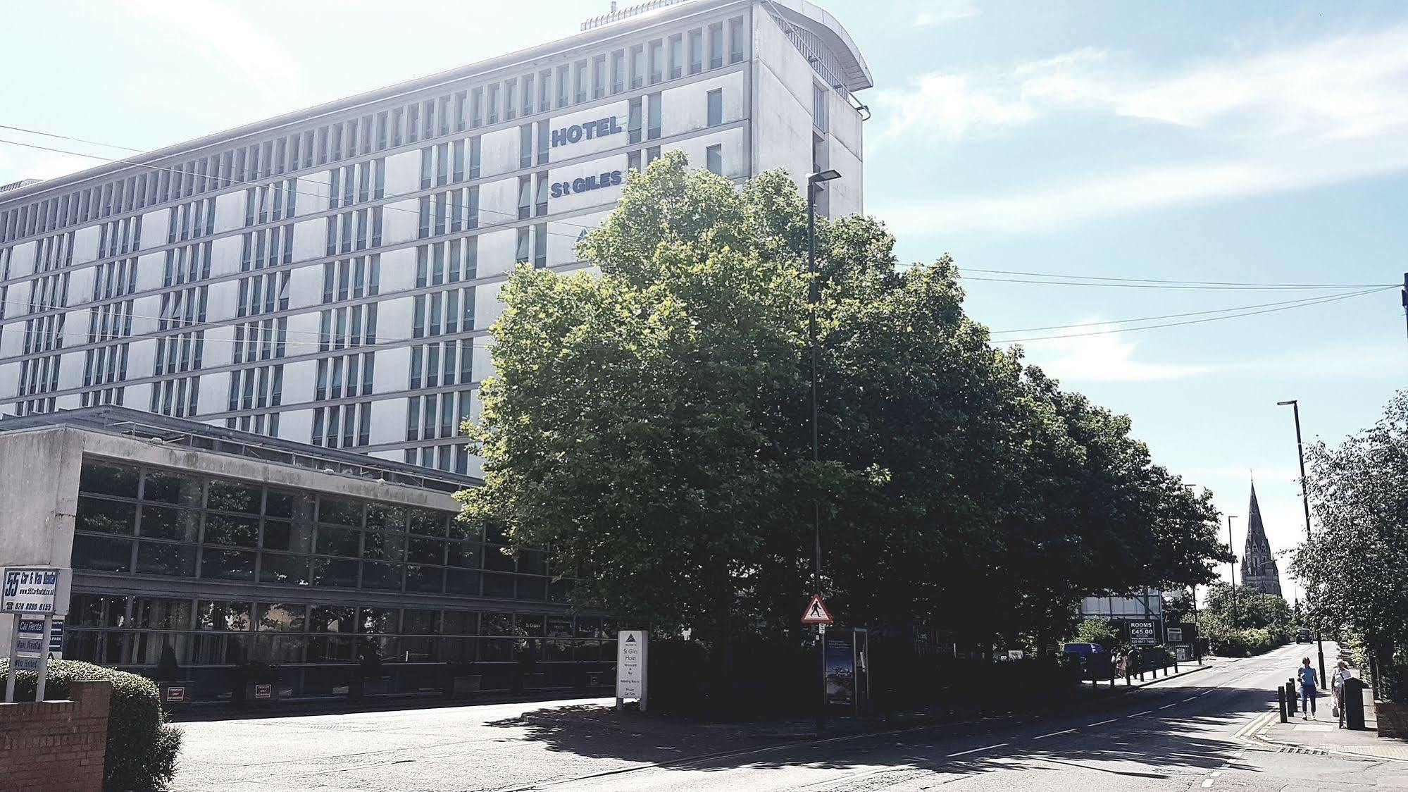 St Giles Heathrow - A St Giles Hotel Feltham Ngoại thất bức ảnh