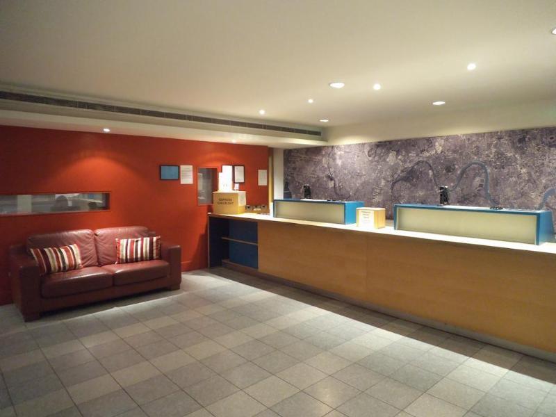 St Giles Heathrow - A St Giles Hotel Feltham Ngoại thất bức ảnh